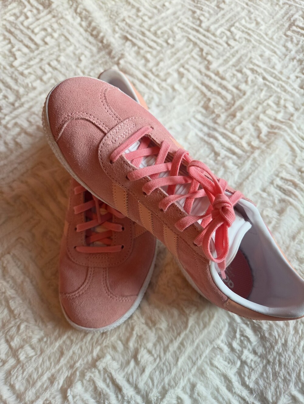 Adidas Originals Gazelle Rose Pink Sneakers Juniors Size 5 Classic Style